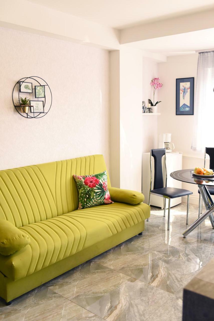 Golden Mirror Apartment Novi Sad Exterior photo