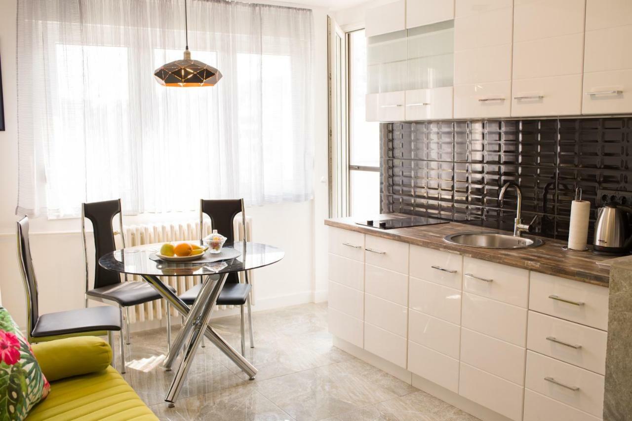 Golden Mirror Apartment Novi Sad Exterior photo